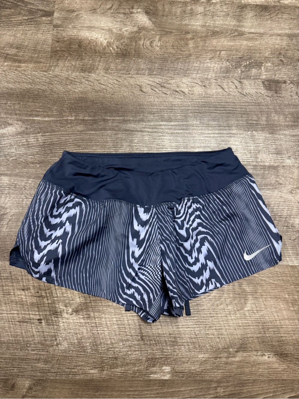 Nike Dri-Fit Crew Print Zebra 3” Running Shorts Size Small